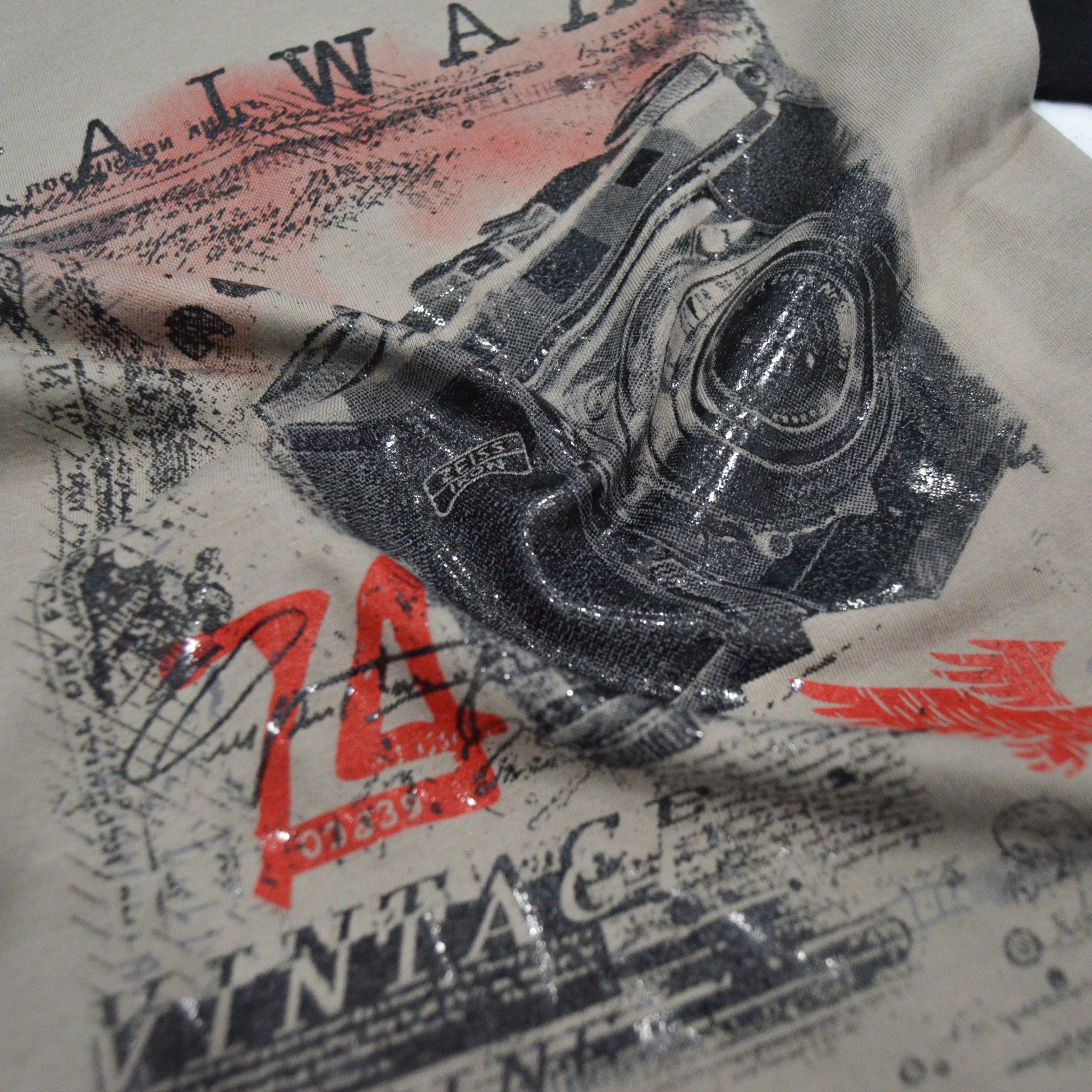 Kaiwaa Printed T-shirt- Light grey & Black
