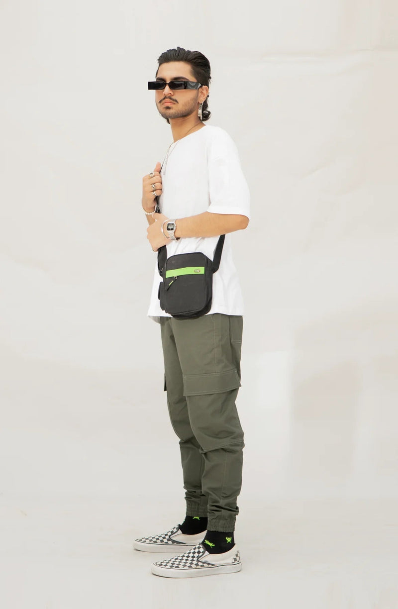 Slim Fit Cargo trousers-Olive green